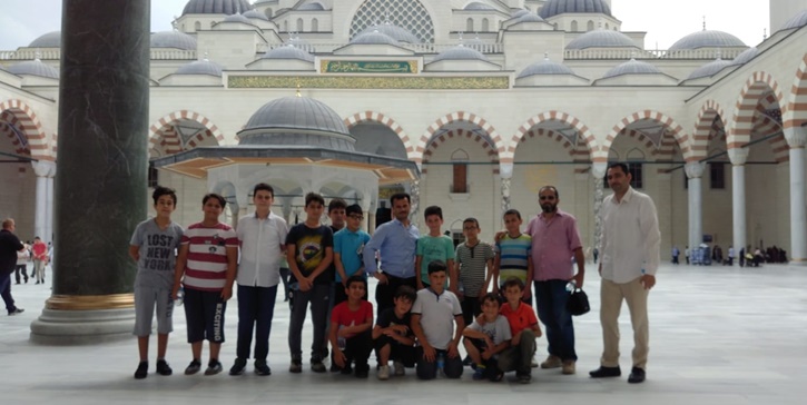 Küçük Çamlıca Pikniği ve Çamlıca Camii Ziyareti